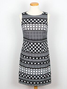 AGB Black White Geometric Plaid Shift Dress Sleeveless Sheath Career Size 6